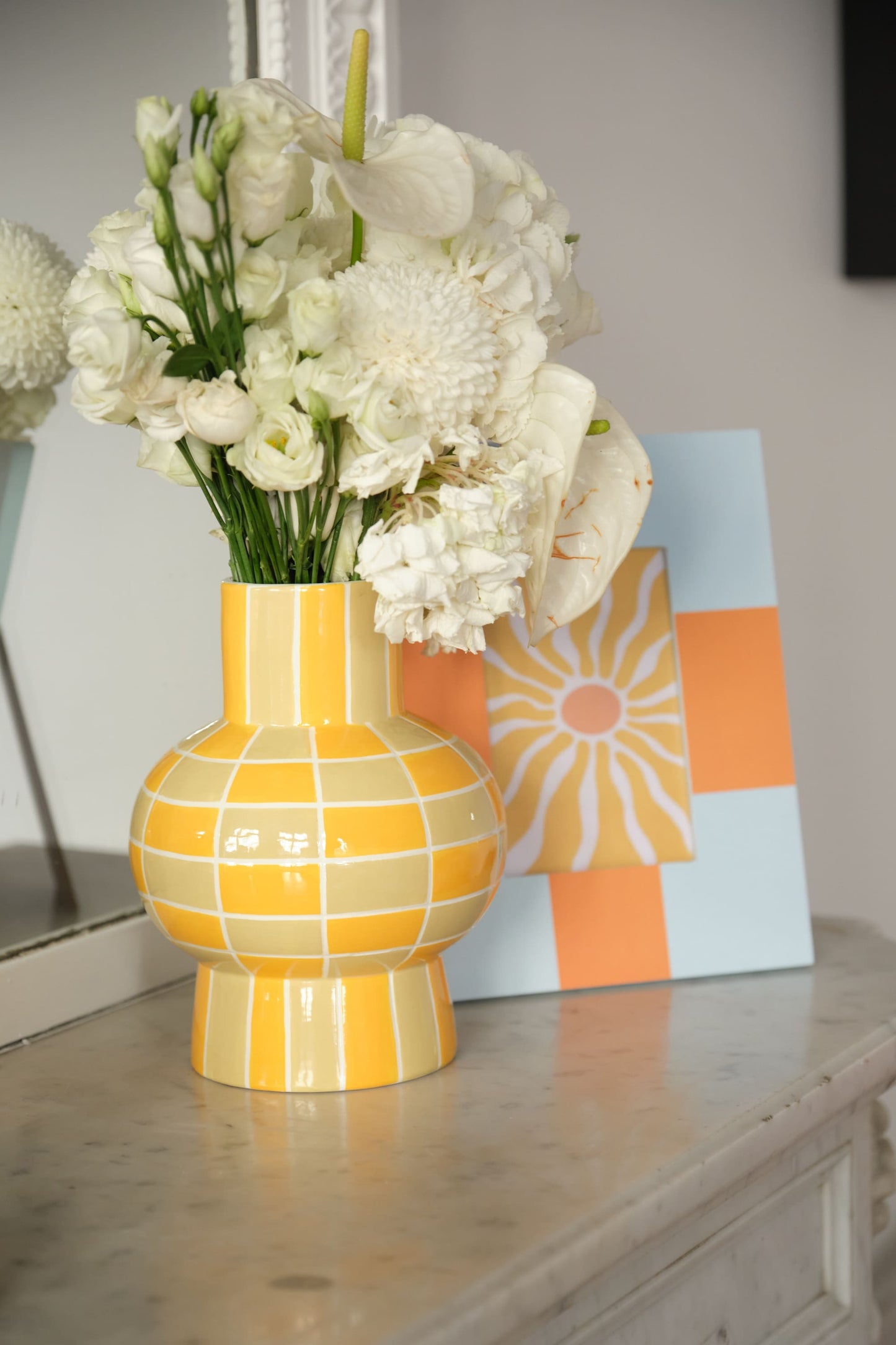 Vase céramique motif damier jaune Louvre Potiron Paris