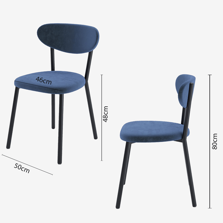 Chaises vintage salle à manger chic, velours bleu pied métal, Potiron Paris, la décoration intérieur moderne haute en couleurs