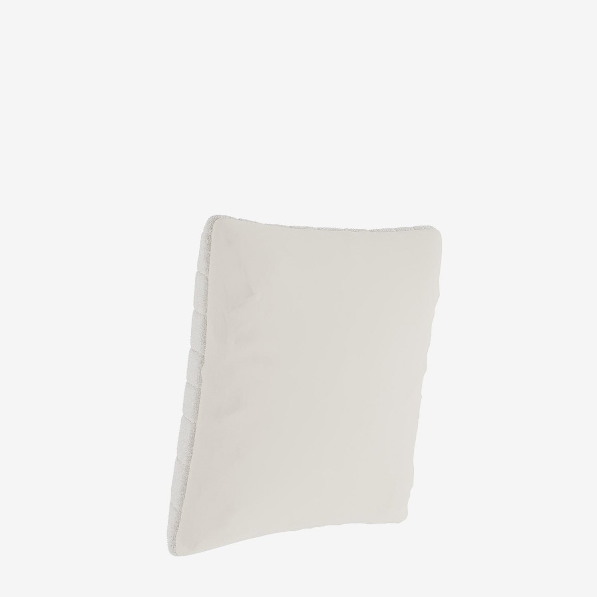 Optez pour la déco bien-être avec le coussin original effet doudou fourrure blanc- Potiron Paris, la décoration d'intérieur moderne et design à petit prix