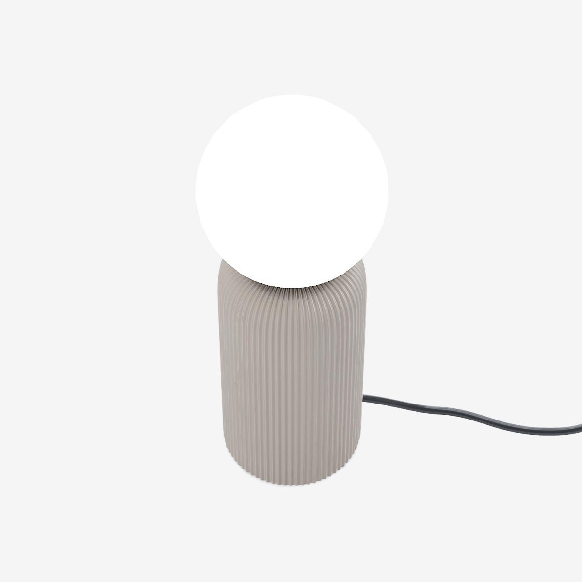 Lampe de table boule design italien vintage en céramique striée - Potiron Paris, le luminaire design de la décoration d'intérieur chic et moderne