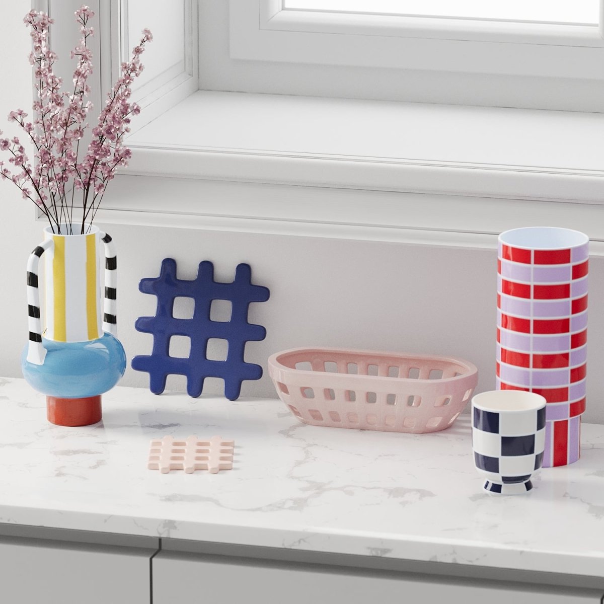 Les arts décoratifs s'invitent à table avec le dessous de plat en céramique de toutes les couleurs