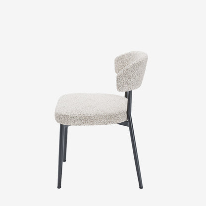 Lot de 2 chaises de salle à manger en tissu bouclette gris et blanc & métal noir Mona Potiron Paris