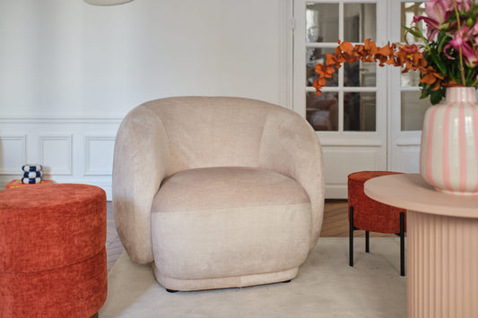 Fauteuil en tissu beige Victoria Potiron Paris