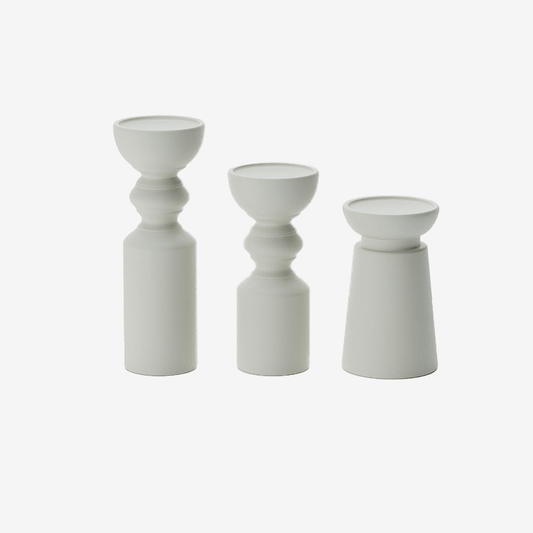 Créez une composition avec les 3 bougeoirs bois design pour otenir une décoration moderne et chic de la maison - Potiron Paris, site déco à prix abordable